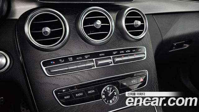 Mercedes-Benz C-Class 2016 — photo 15