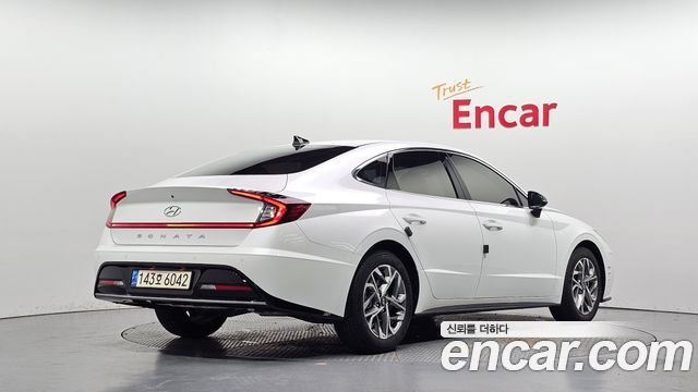 Hyundai Sonata 2022 — photo 2