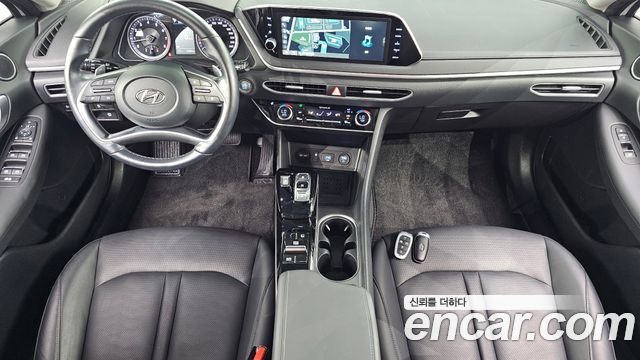 Hyundai Sonata 2022 — photo 10