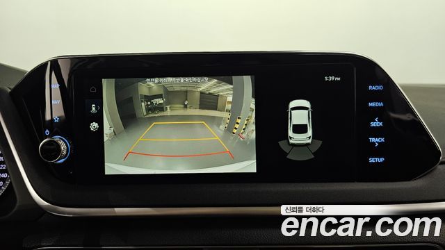 Hyundai Sonata 2022 — photo 25