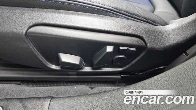 BMW 1-Series 2023 — photo 20