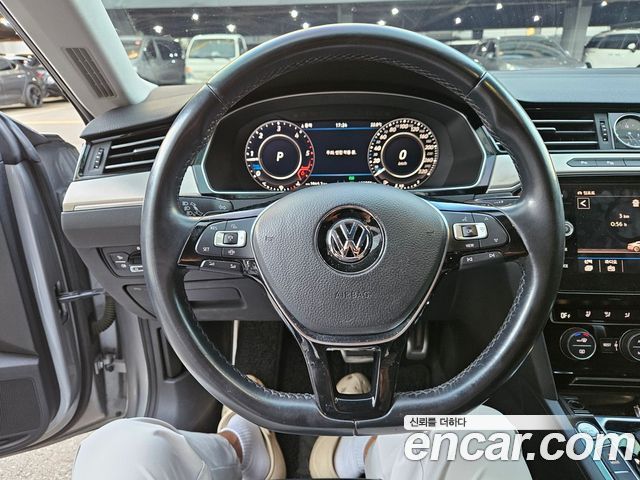 Volkswagen Arteon 2019 — photo 17