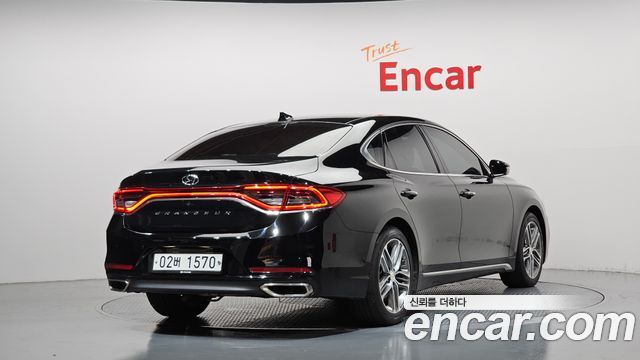 Hyundai Grandeur 2018 — photo 2