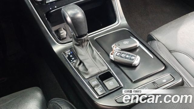 Hyundai Grandeur 2018 — photo 9