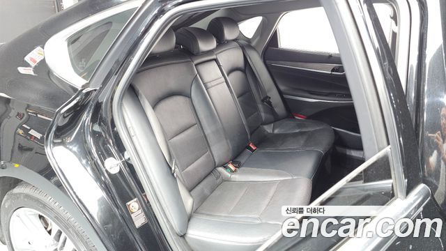 Hyundai Grandeur 2018 — photo 18