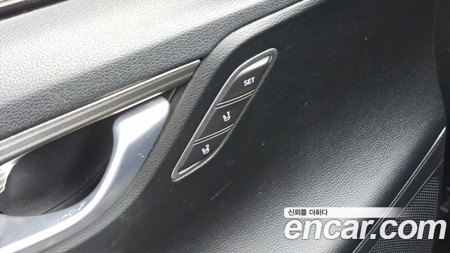 Hyundai Grandeur 2018 — photo 19