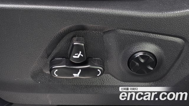 KG Mobility Rexton 2021 — photo 31