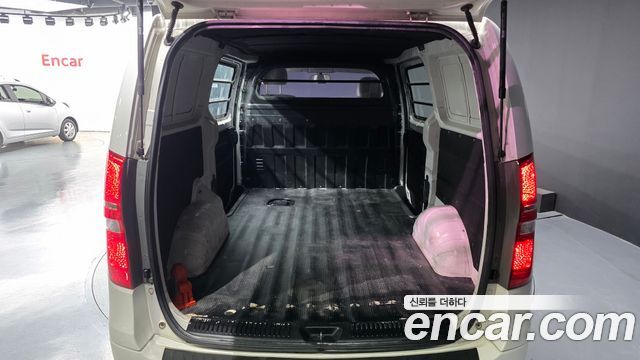 Hyundai Starex 2015 — photo 20