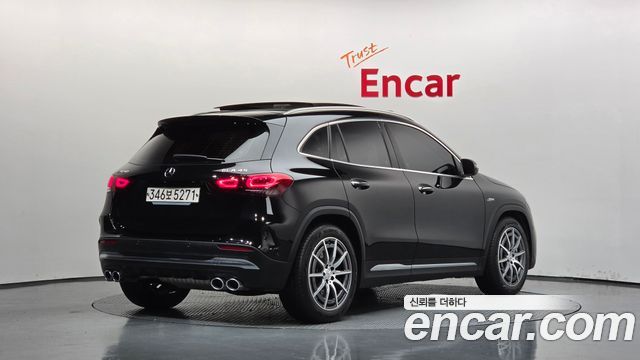 Mercedes-Benz GLA-Class 2022 — photo 2