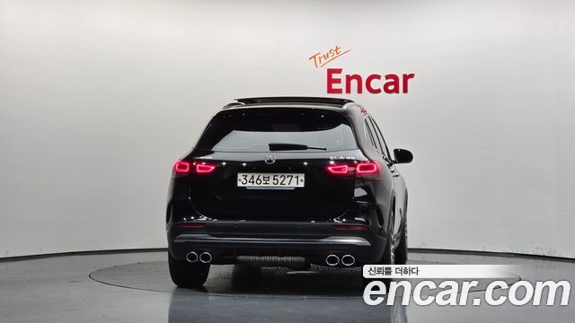 Mercedes-Benz GLA-Class 2022 — photo 4