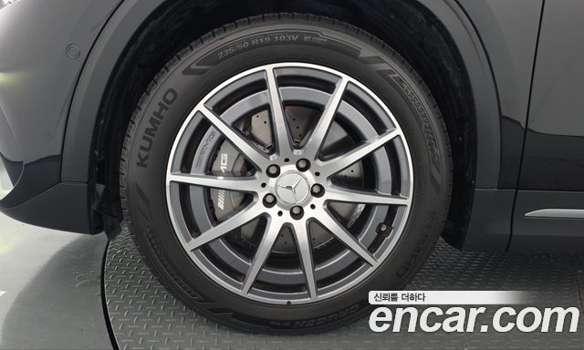 Mercedes-Benz GLA-Class 2022 — photo 5
