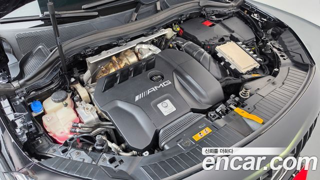 Mercedes-Benz GLA-Class 2022 — photo 6