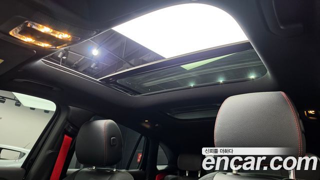 Mercedes-Benz GLA-Class 2022 — photo 21