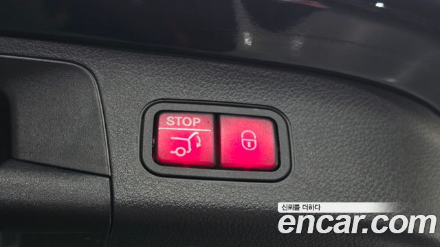 Mercedes-Benz GLA-Class 2022 — photo 22