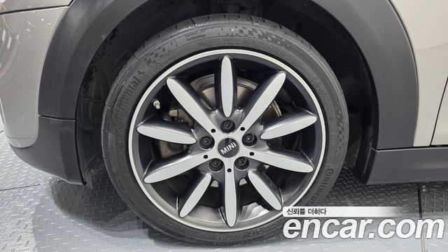 Mini Cooper Convertible 2018 — photo 5