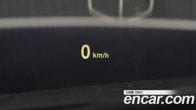 Mini Cooper Convertible 2018 — photo 19