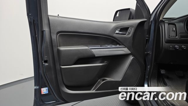 Chevrolet Korea Colorado 2020 — photo 14