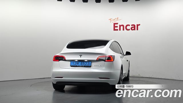 Tesla Model 3 2021 — photo 4
