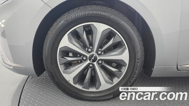 Kia K8 2022 — photo 5