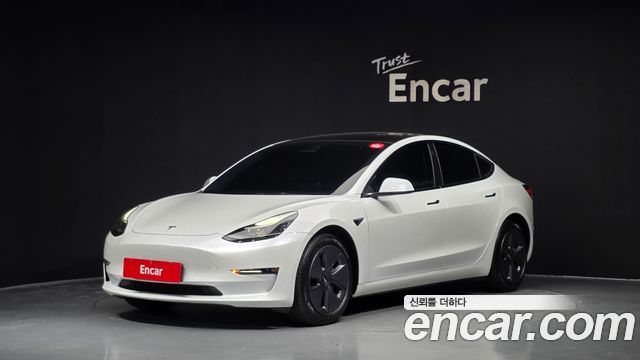 Tesla Model 3 2022 — photo 1
