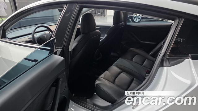 Tesla Model 3 2022 — photo 17