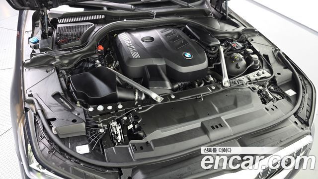 BMW 5-Series 2024 — photo 6