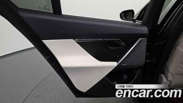 BMW 5-Series 2024 — photo 15