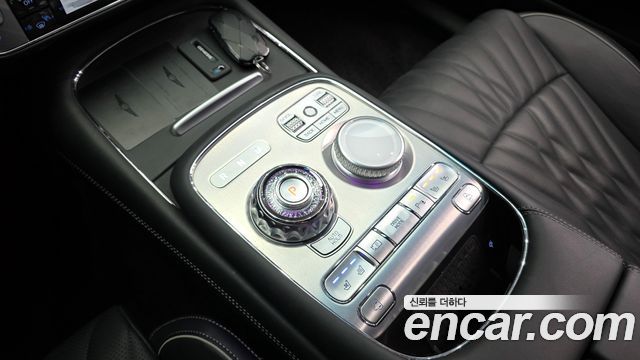 Genesis G90 2022 — photo 12