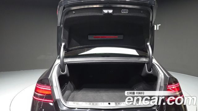 Genesis G90 2022 — photo 26