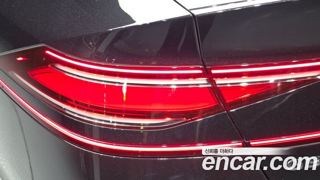 Genesis G90 2022 — photo 9