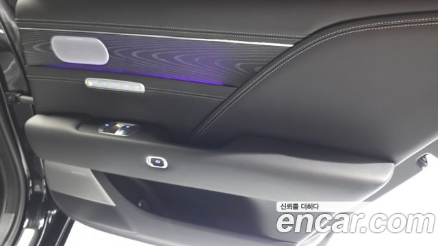 Genesis G90 2022 — photo 15