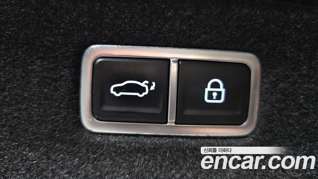 Genesis G90 2022 — photo 38