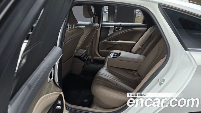 Kia K8 2023 — photo 18