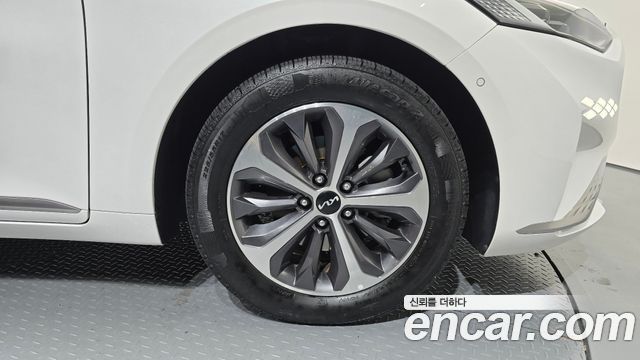 Kia K8 2023 — photo 7