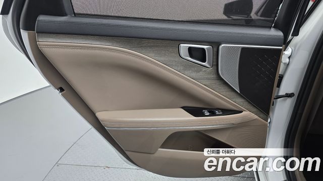 Kia K8 2023 — photo 15