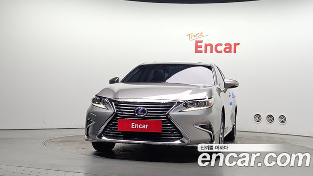 Lexus ES 2016 — photo 3