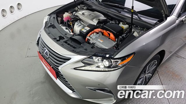 Lexus ES 2016 — photo 6
