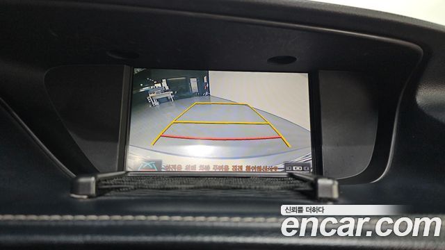 Lexus ES 2016 — photo 17