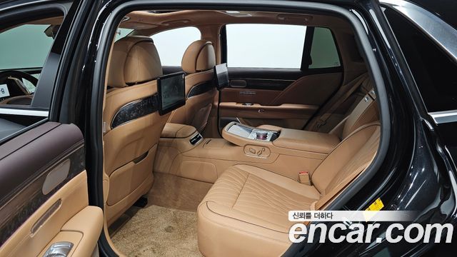 Genesis G90 2022 — photo 12