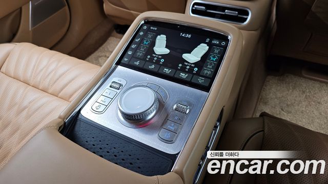 Genesis G90 2022 — photo 19