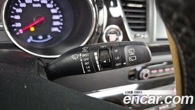 Kia Canival 2017 — photo 28