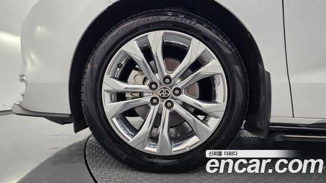 Toyota Sienna 2023 — photo 5