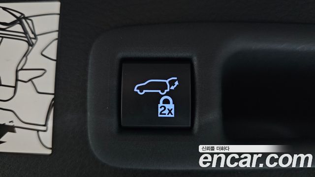 Toyota Sienna 2023 — photo 23