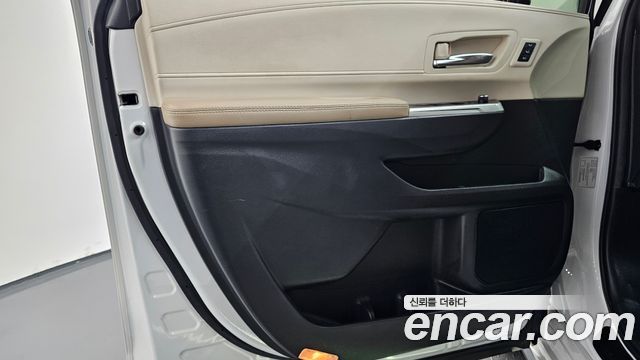 Toyota Sienna 2023 — photo 14