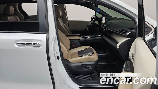 Toyota Sienna 2023 — photo 16