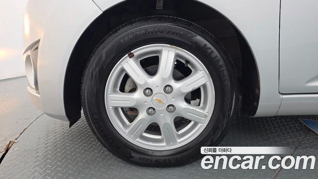 Chevrolet Korea Spark 2012 — photo 5