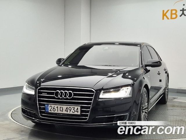 Audi A8 2015 — photo 1