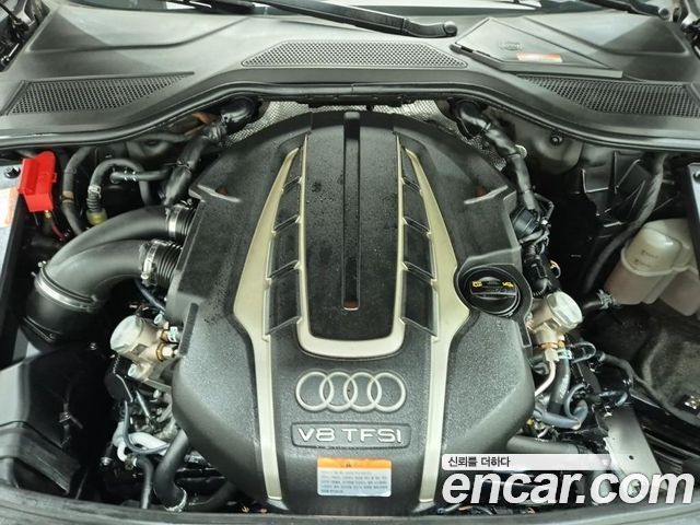 Audi A8 2015 — photo 5
