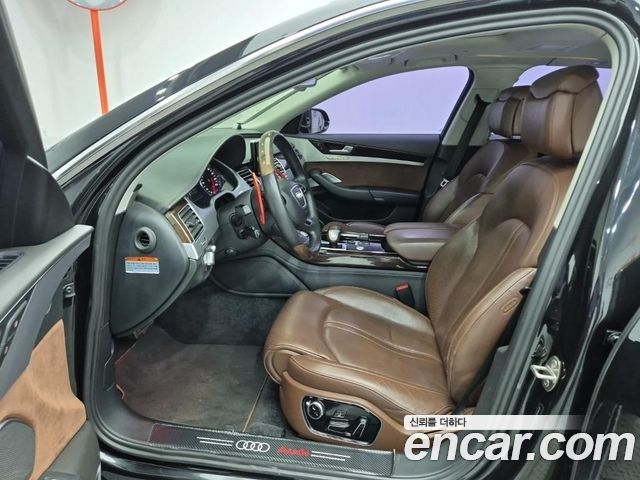 Audi A8 2015 — photo 11