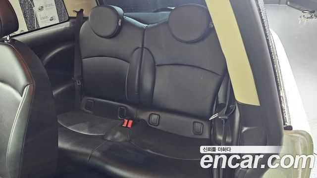 Mini Cooper 2013 — photo 16